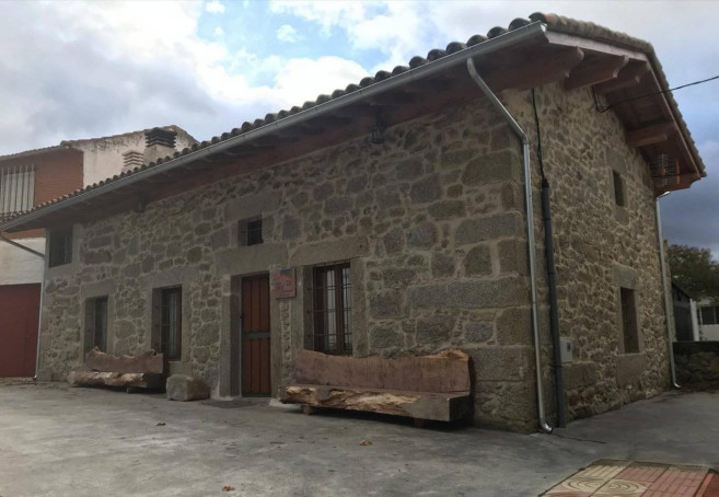 CASAS RURALES PAREDES